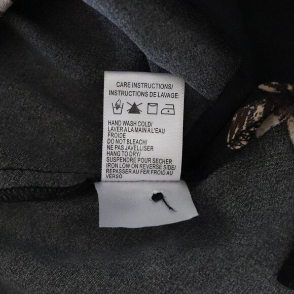 NWT Gentle Fawn Satin Black XS Simone Luxe Floral Buttoned V-Neck Office Blouse - Picture 13 of 14